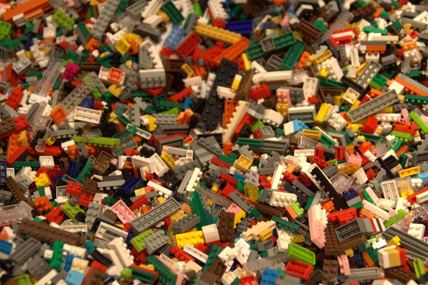 Hot custom magnetic cube plastic building blocks for boys and girls educational toys